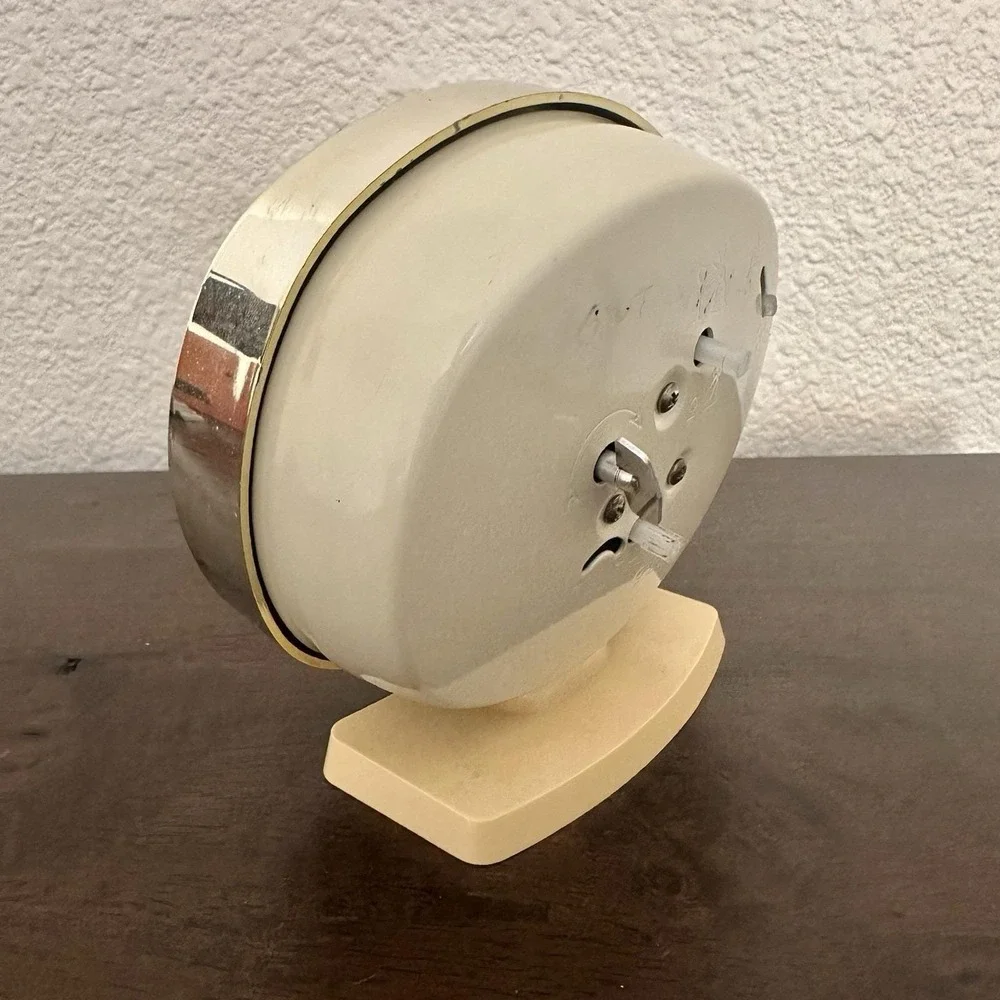 Vintage Westclox Big Ben Wind Up Alarm Clock Plastic Cream Brown Made in USA